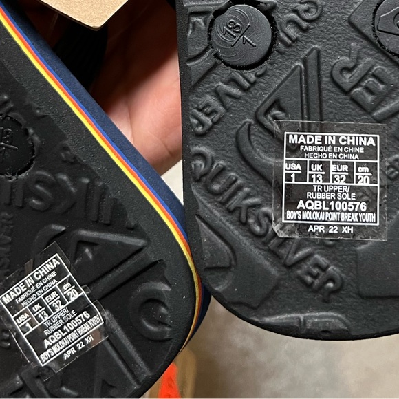 NWT Quiksilver Sandals - Picture 4 of 4